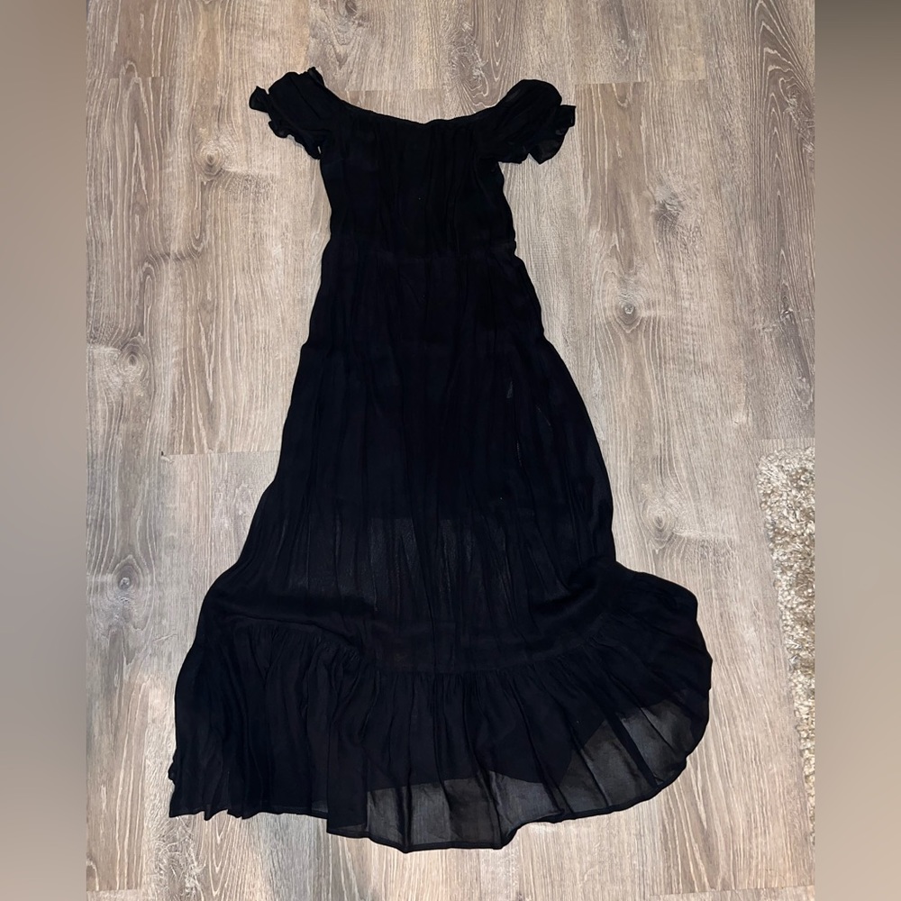 Black off the shoulders long dress